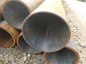 325*12低合金無(wú)縫鋼管